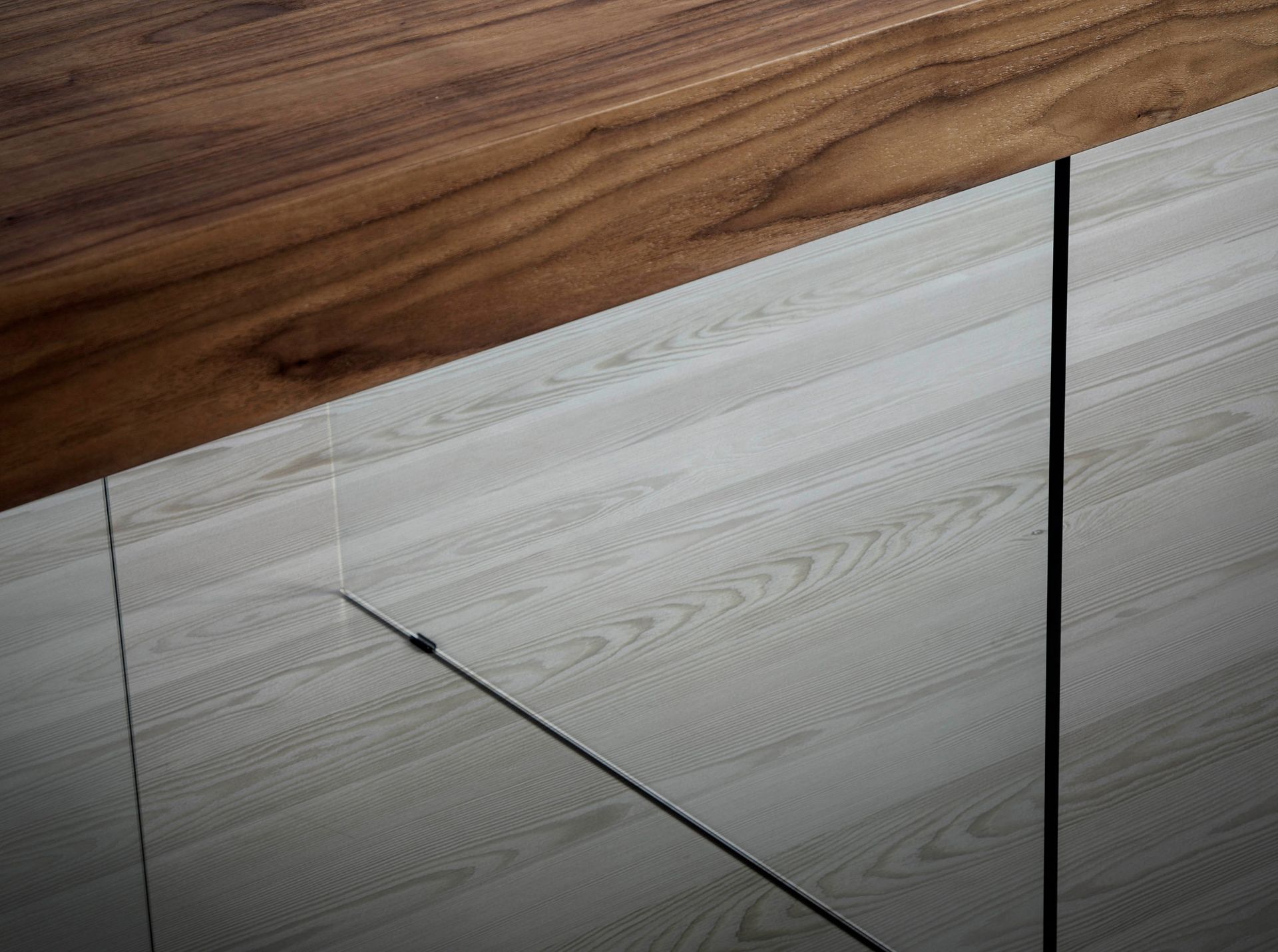 Mesa comedor rectangular nogal y cristal templado - Imagen 6