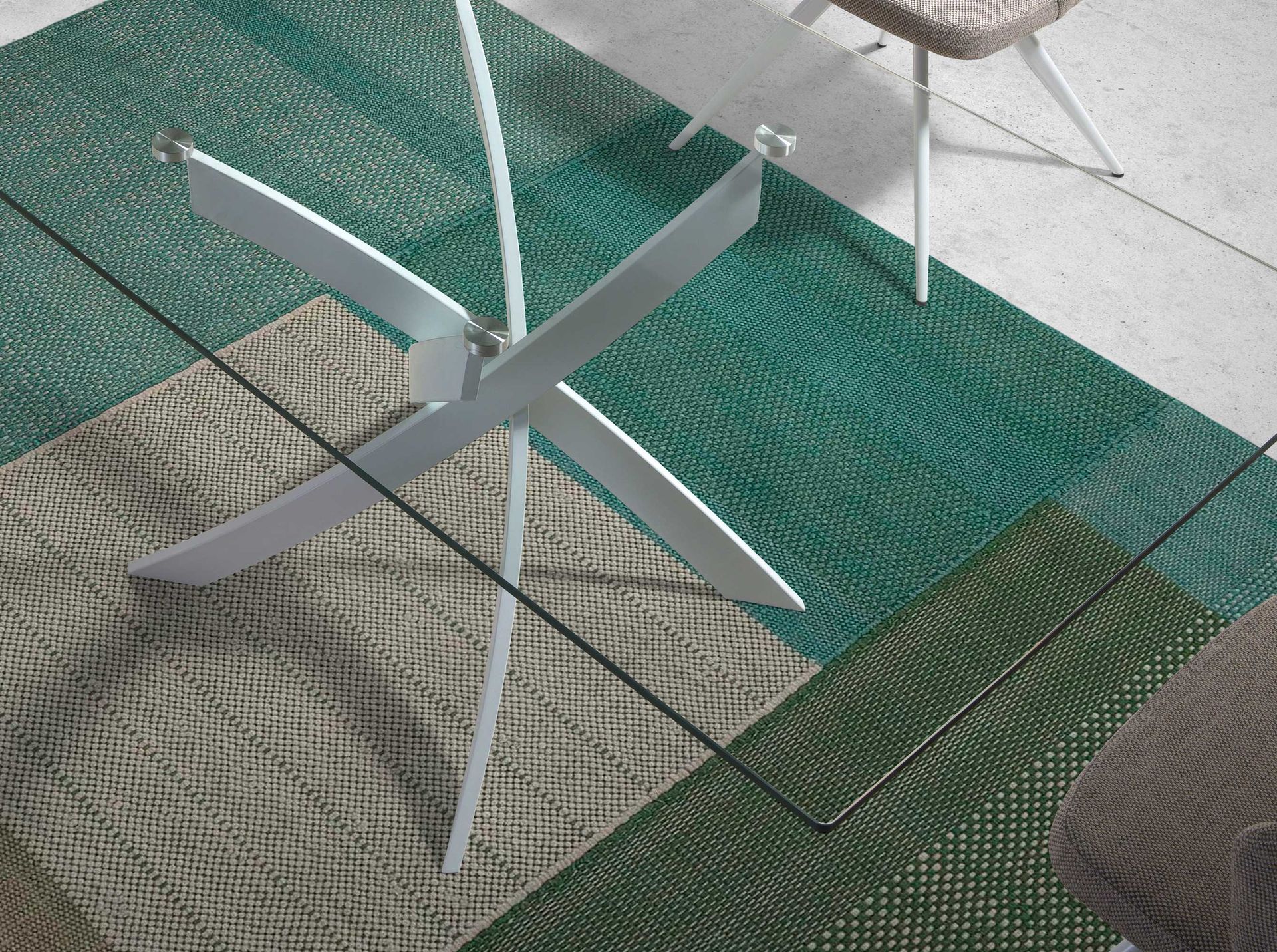 Mesa comedor rectangular cristal templado y acero blanco - Imagen 7