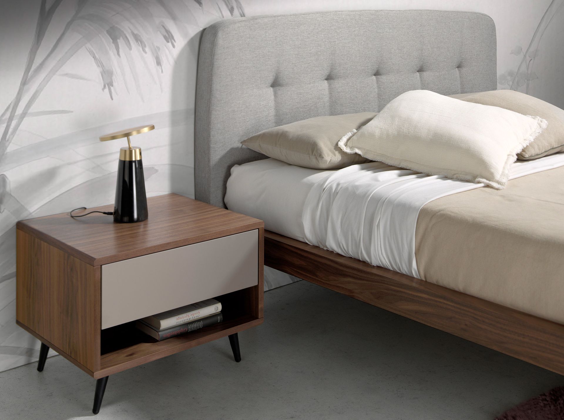 Lámpara de sobremesa mármol negro y acero dorado - Imagen 4