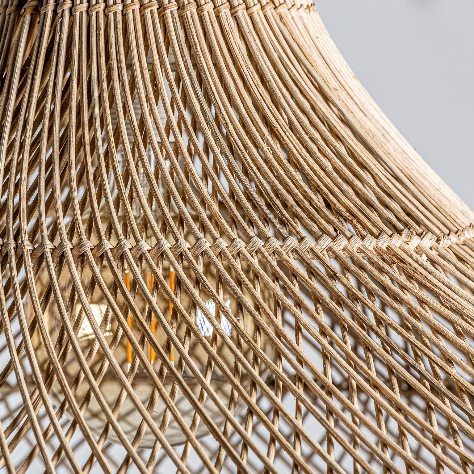 LÁMPARA DE COLGAR - Imagen 4