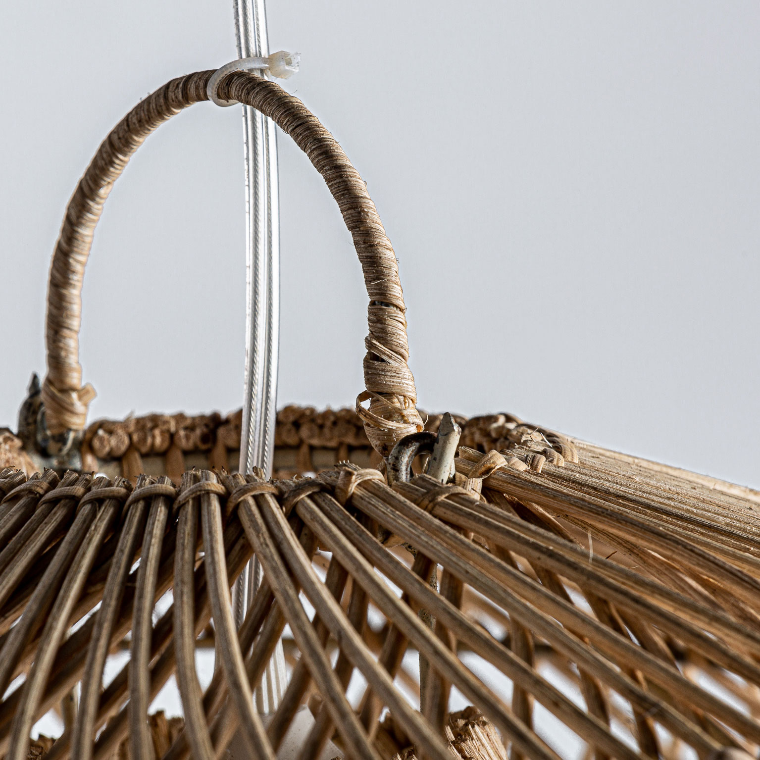 LÁMPARA DE COLGAR - Imagen 4