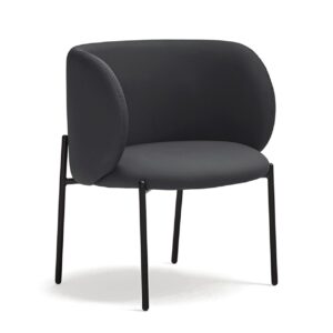 Butaca de cuero sintético con brazos