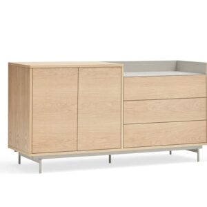 Aparador de chapada en madera con puertas con cajones