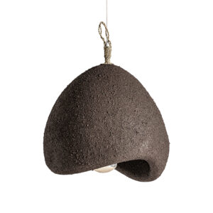 Lámpara de colgar Thierry de estilo contemporáneo fabricado en resina en color marrón.