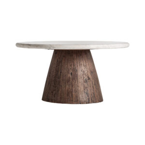 Mesa de centro skorup de estilo rústico fabricado en madera recuperada en color marrón con acabado envejecido combinado con mármol en color blanco.