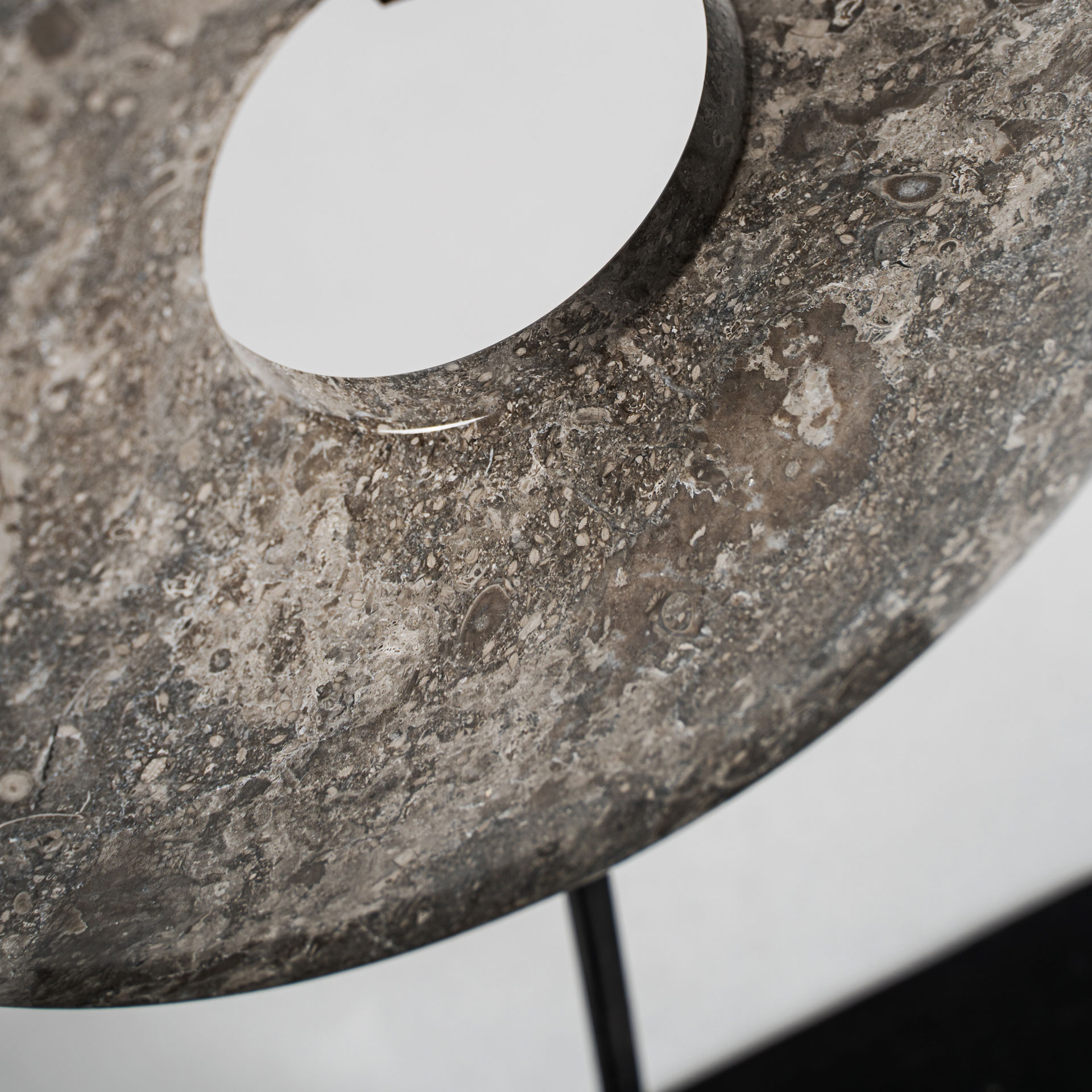 Figura nórdico mármol gris Pepita - Imagen 3