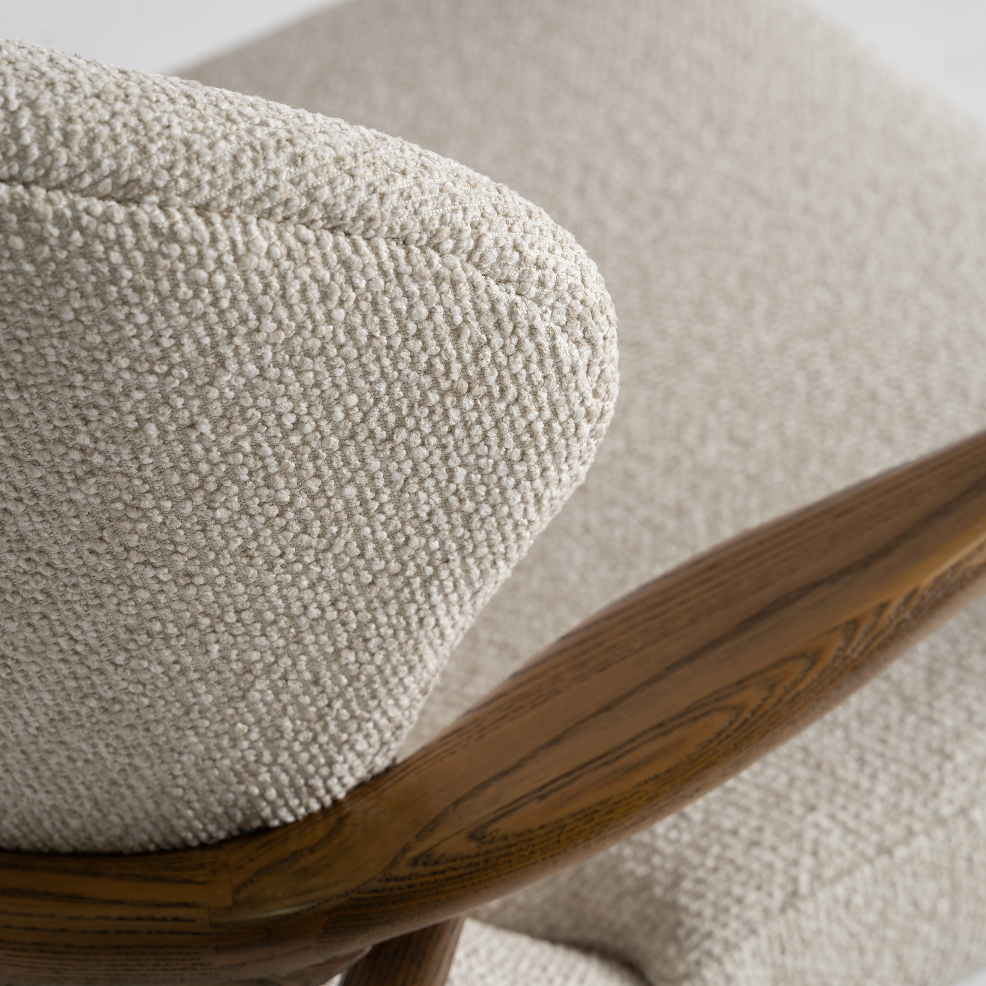 Sillón contemporáneo poliéster beige madera Pepita Tarres - Imagen 8