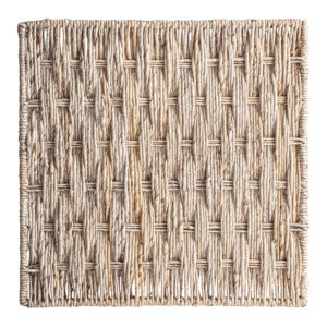 Panel decorativo Naim de estilo boho fabricado en banano en color arena combinado con hierro.