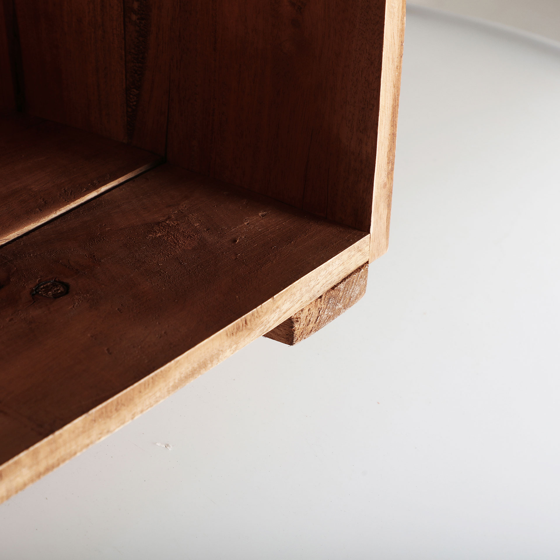 CAJA AKVIRAN J/2 - Imagen 5