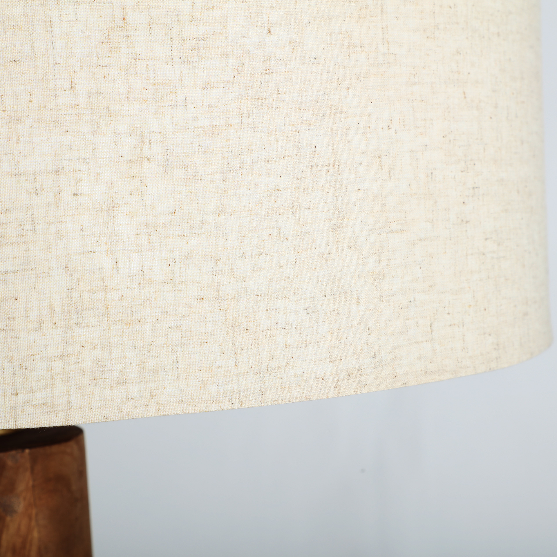 LÁMPARA DE PIE BELA - Imagen 2