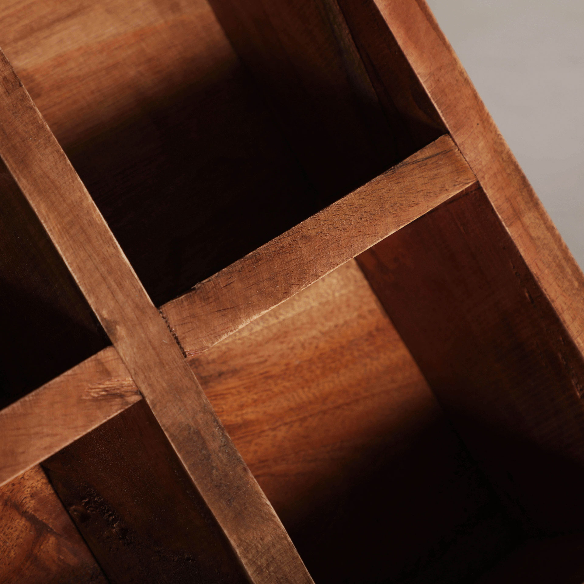 MACETERO BANDEJA AKVIRAN - Imagen 4