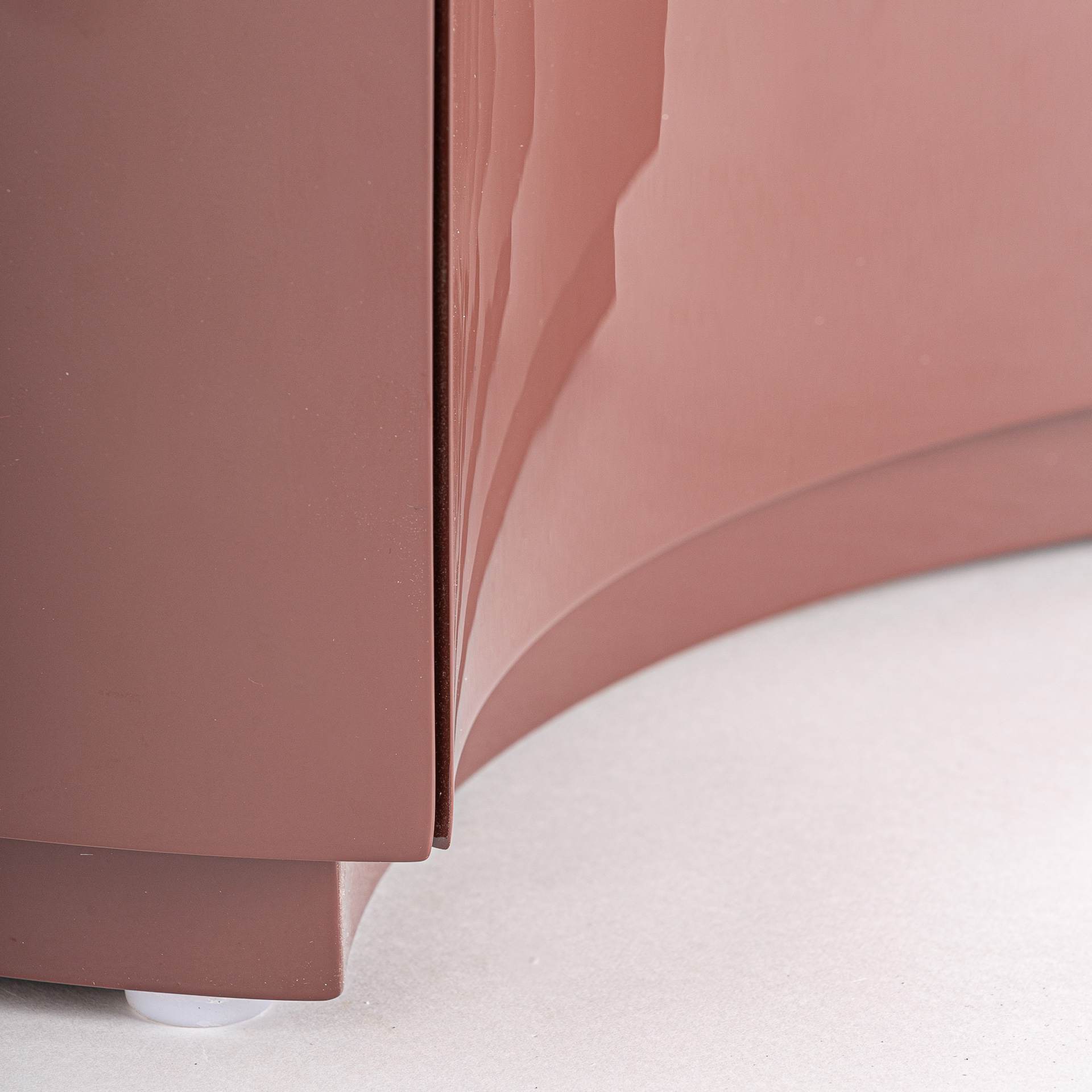 MESITA DE NOCHE RUBRA - Imagen 7