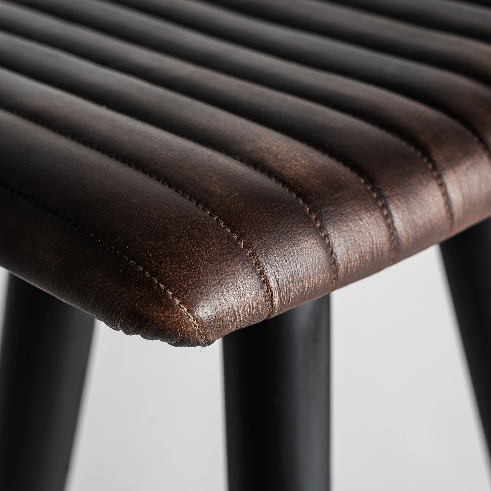 TABURETE BEFAUX - Imagen 3