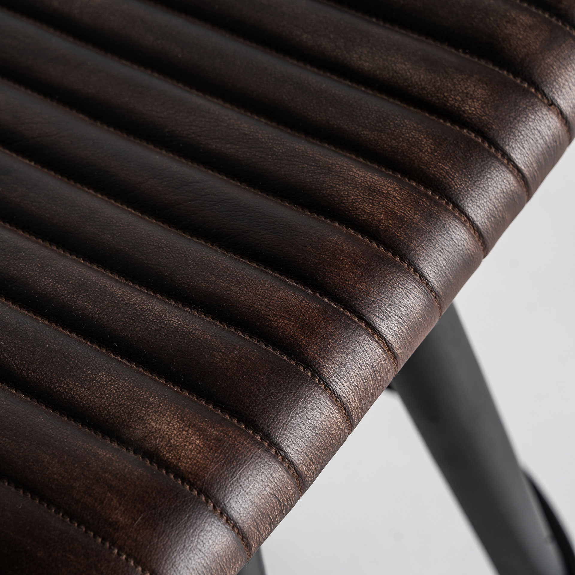 TABURETE BEFAUX - Imagen 4