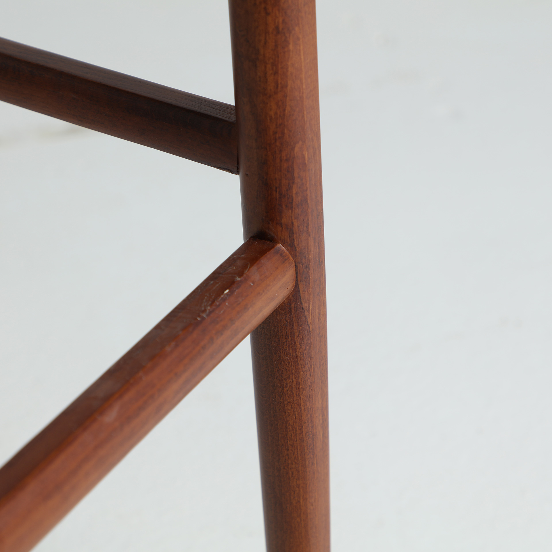 TABURETE ZELHEM - Imagen 8